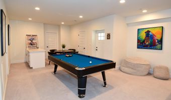 5802 WILMETT, Bethesda, MD 20817