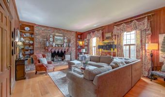 1047 Lake Douglas Rd, Bainbridge, GA 39819