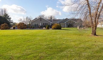 W3113 HILLY HAVEN Drive, Appleton, WI 54913