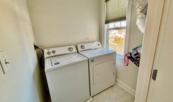 20 Great Hill Dr 20, Bethel, CT 06801