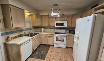 2920 Piedras Rd, Carlsbad, NM 88220