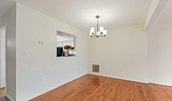1043 COPPERSTONE Ct, Rockville, MD 20852