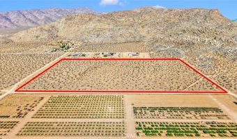 2222 Ottowa Rd, Apple Valley, CA 92307