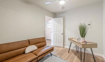 180 Hoomoku St, Kahului, HI 96732