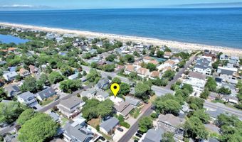 105 CHICAGO St, Dewey Beach, DE 19971