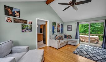 7 Beechwood Cir, Cromwell, CT 06416