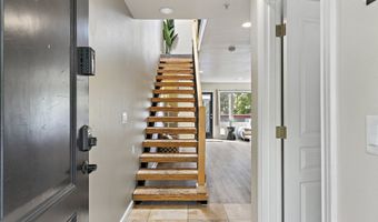 17040 SW WHITLEY Way 201, Beaverton, OR 97006