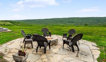 64 Sterling Pl, Bow, NH 03304
