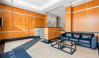 1730 ARLINGTON Blvd 4, Arlington, VA 22209