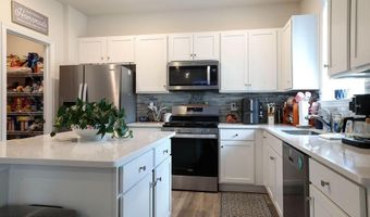 9 Lookout Ave, Barnegat, NJ 08005