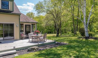 453 Union Rd, Appleton, ME 04862