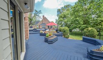 8339 Hill Gail Dr, Indianapolis, IN 46217
