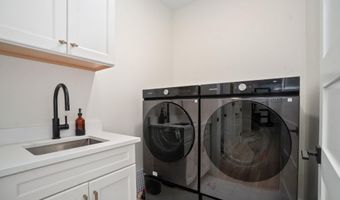 7536 JESSICA Dr, Cheyenne, WY 82009