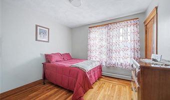 3288 Mendon Rd, Cumberland, RI 02864
