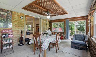 1914 S Avon Ave, Avon, IN 46123