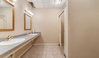 208 S Main St, Abbeville, SC 29620