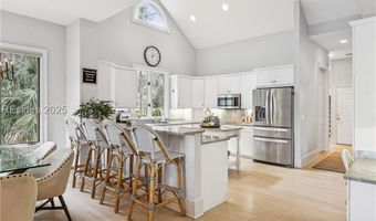 36 Hawthorne Rd, Bluffton, SC 29910
