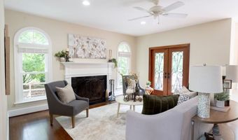 9307 Oak Trl, Ashland, VA 23005