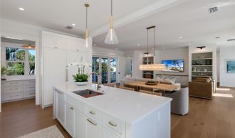 215 SYCAMORE Ave, Anna Maria, FL 34216