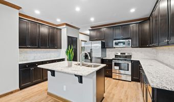 1008 W Sterlington Pl, Apex, NC 27502