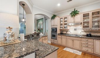 10 Hasty Point Pl, Bluffton, SC 29909