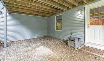 7 Cathedral Ct, Cumberland, RI 02864