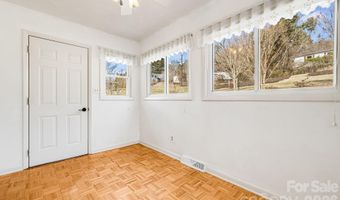 20 Ridge Cross Rd, Asheville, NC 28805