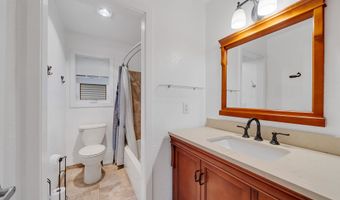 1102 S 3RD Ave, Rockaway Beach, OR 97136