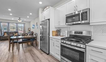 4376 Pacifica Dr 2, Oceanside, CA 92056