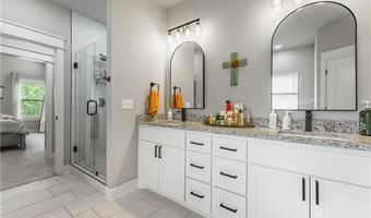 16 Hawthorn Ln, Bella Vista, AR 72715