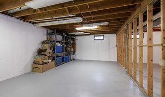 111 Hurstland Dr, Bardstown, KY 40004