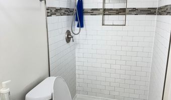 5628 ALTA VISTA Rd, Bethesda, MD 20817