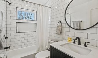 1410 C St NE, Washington, DC 20002