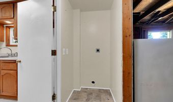 3279 ORIOLE St, Springfield, OR 97477