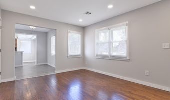 68 Elm St, Beachwood, NJ 08722