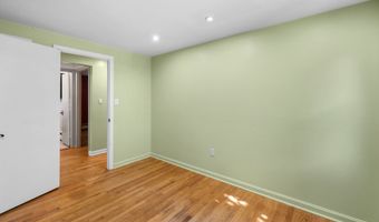 93 Kenwood St, Berlin, CT 06037
