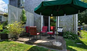43 Garfield St, Newport, RI 02840