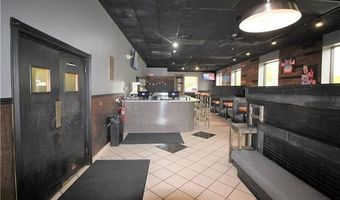 107 S Main St, Almont, MI 48003