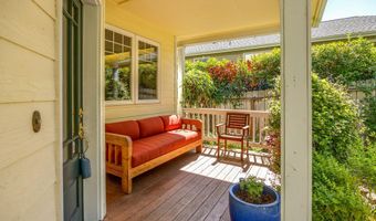 1011 Canyon Park Dr, Ashland, OR 97520