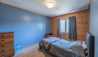 130 Linda Dr, Aurora, MN 55705
