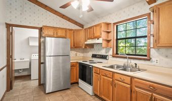 4011 Magnolia St, Beaufort, SC 29906