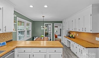 2418 Ainsdale Rd, Charlotte, NC 28226