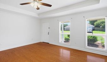 203 Edgewater Branch Dr, Brandon, MS 39042