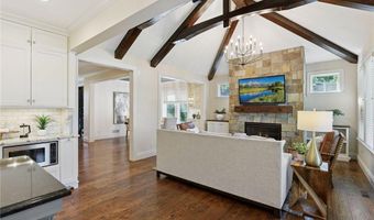 132 Interlachen Rd, Hopkins, MN 55343