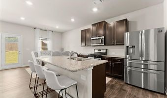 88 Auburn Crossing Dr, Auburn, GA 30011