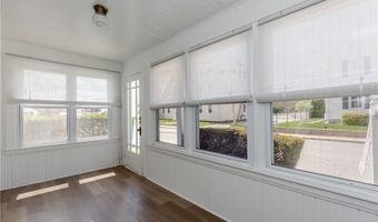 29 Anthony St, Coventry, RI 02816