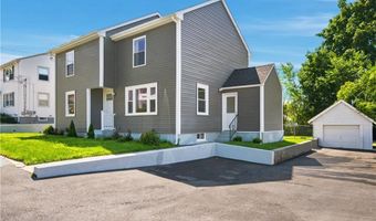 38 Winsor St, Cumberland, RI 02864