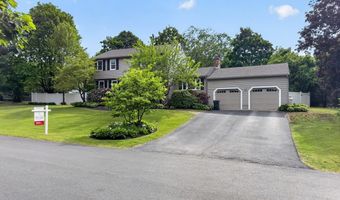 19 Tilton Ln, Andover, MA 01810