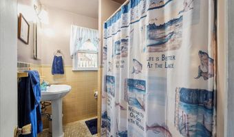 170 Fern Ridge Rd, Blakeslee, PA 18610