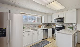 140 32nd St, Allegan, MI 49010